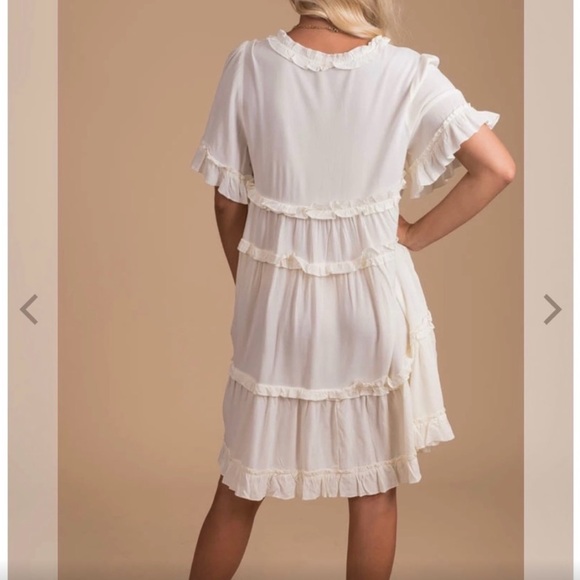 Oddy Ruffle Dress. Size L. - Picture 6 of 7